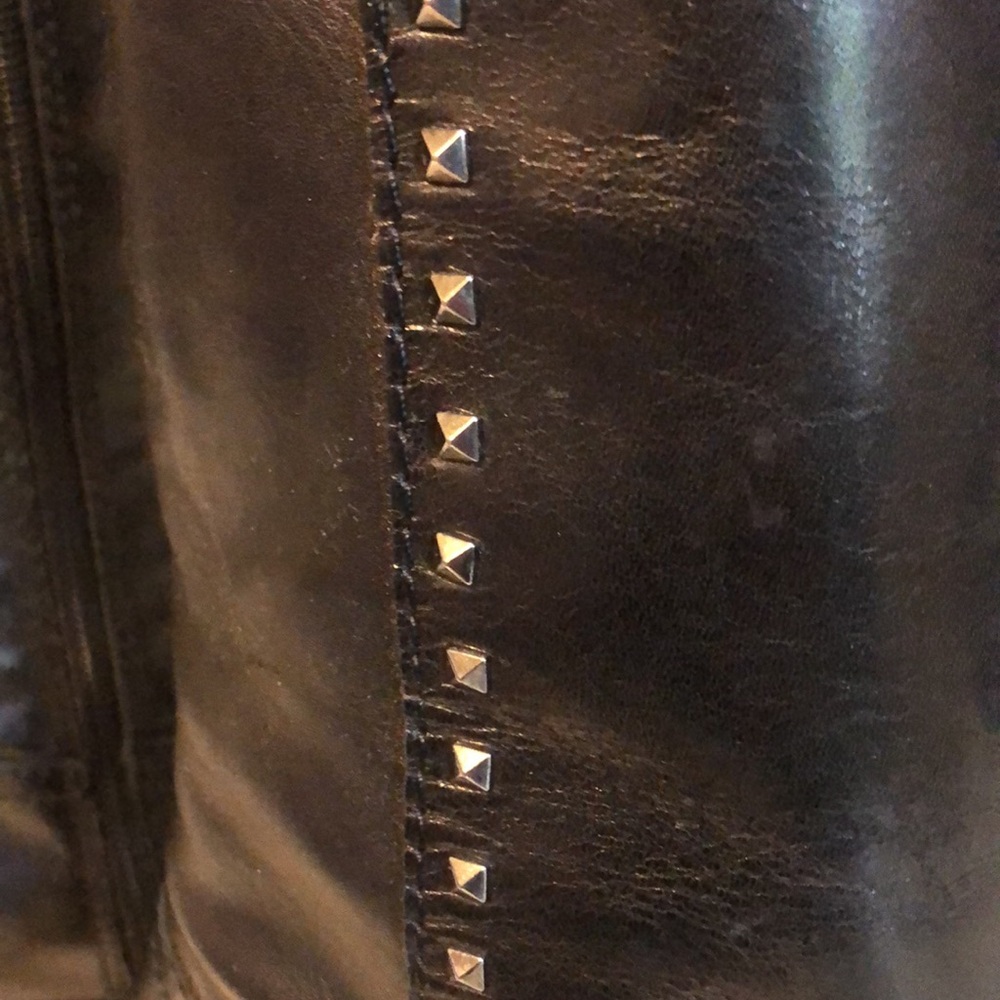 Black Boot - image 2